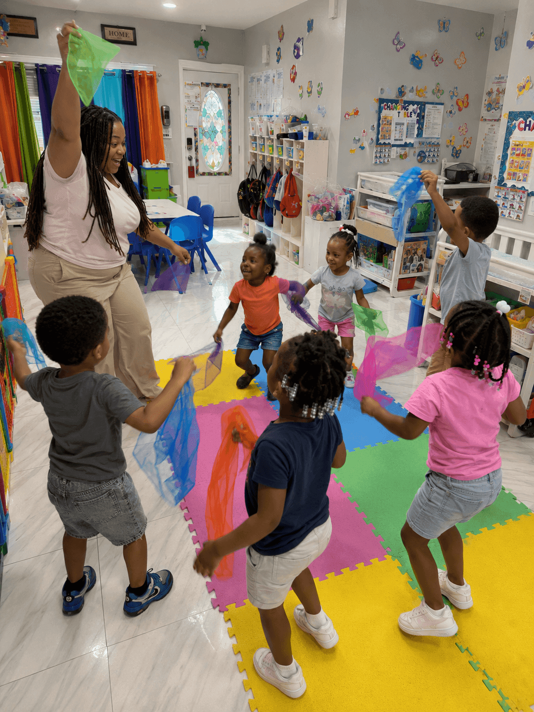 Preschoolers in a dance party